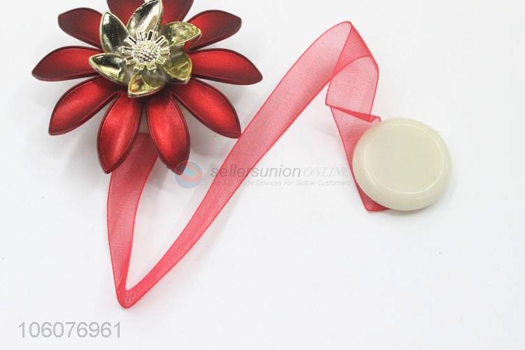 Bottom price decorative floral megnetic curtain buckle holder