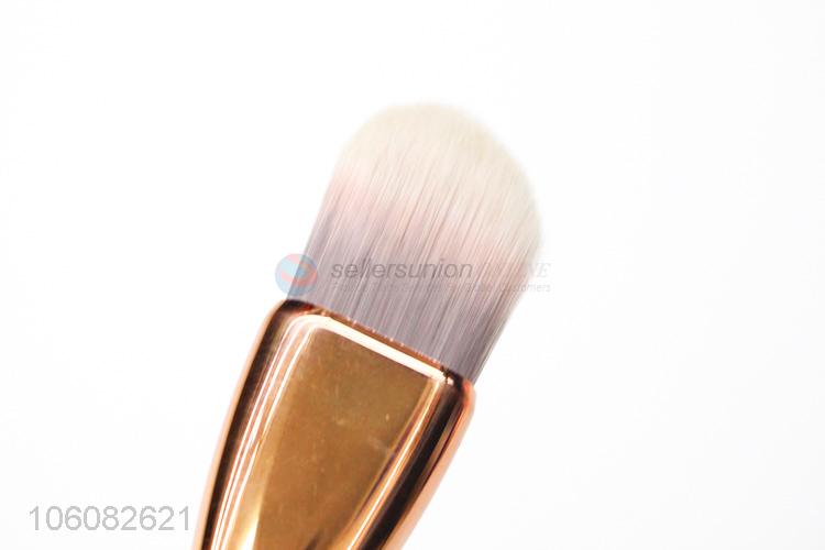 Factory sales golden plastic handle makeup brush beauty tool