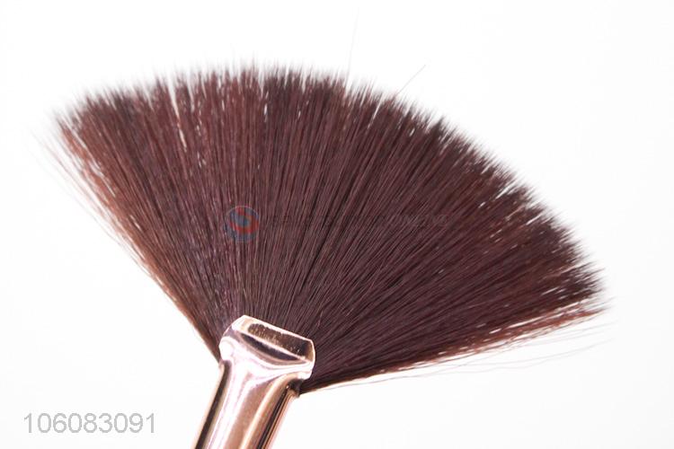 High quality nylon hair makeup brush black wooden handle powder brush