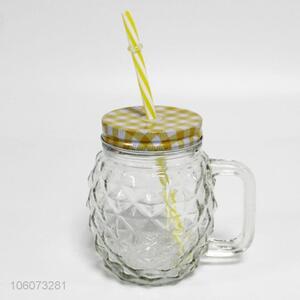 Hot sale embossed juice glass cup with straw and handle