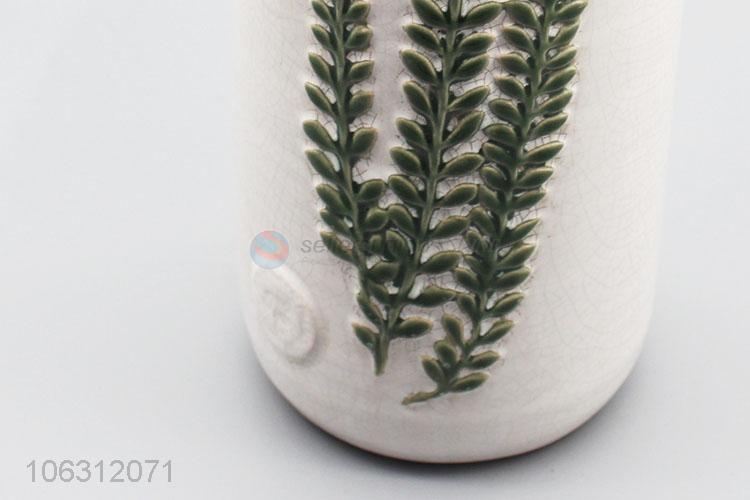 Professional suppliers leaf embossment design porcelain vase