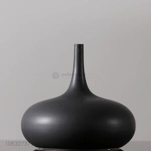 Wholesale Hotel Home Decoration Black Matte Ceramic Flower Vase