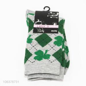 Wholesale women plaid&leaf pattern jacquard mid-calf length socks