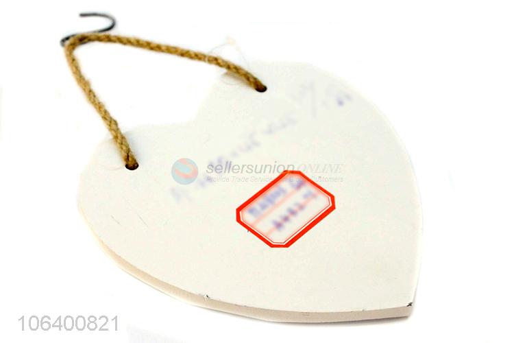 Good Quality Heart Shape Decorative Hanging Board