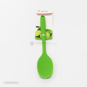 China supplier food grade dinnerware silicone spoon