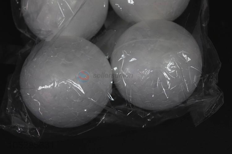 Foam plastic ball          Size: Φ 7.5cm