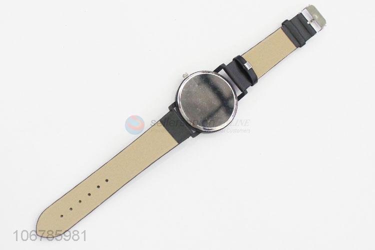 Wholesale Fashion Accessories PU Watchband Watch For Women