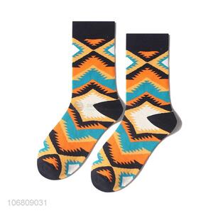 Wholesale custom men socks jacquard mid-calf length sock