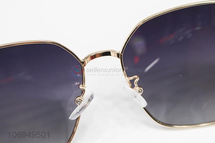 Wholesale cheap fashion polarized sunglasses summer driving sunglasses