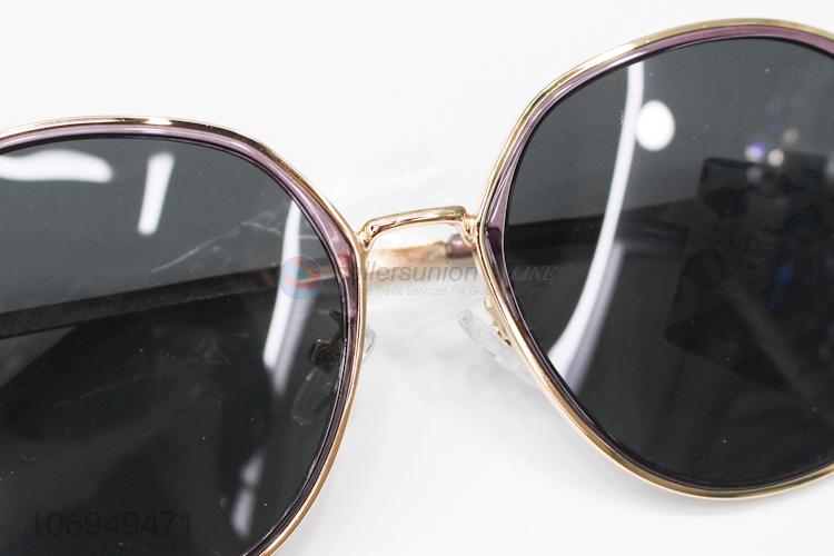 Latest arrival fashion custom logo uv400 sunglasses for adults