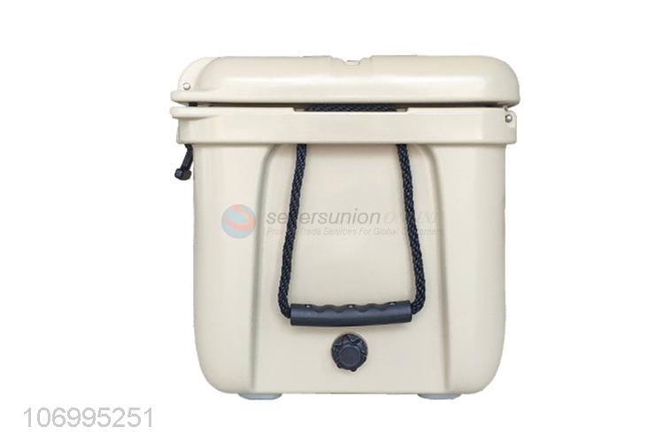 Latest arrival 35L food grade enviromental material insulated box cooler box