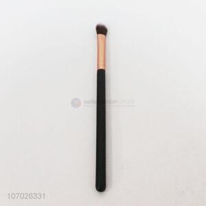 Custom Soft Makeup Brush With Plastic Handle