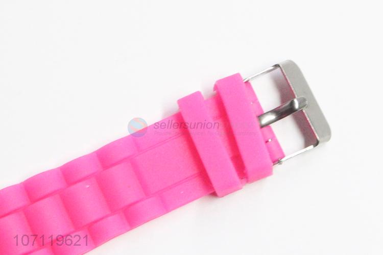 Wholesale Fashion Wrist Watch With Soft Leather Band