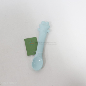 Hot selling food grade cartoon design silicone baby spoon feeding spoon