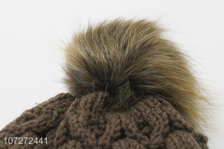 Latest style ladies winter knitted hat fleece beanie hat with hair bulb