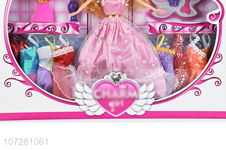 Wholesale Solid Body Lovely Girl Doll With Dresses And Accessories Set Toy