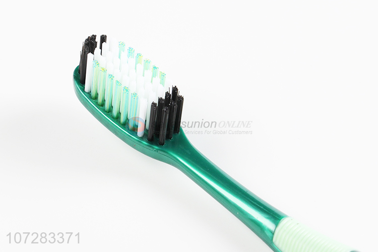 Promotional items oem private label plastic toothbrush adult toothbrush with case