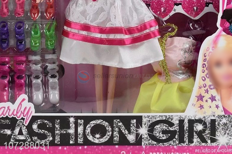 Latest Solid Body Fashion Girls Doll With Dress And Accessories