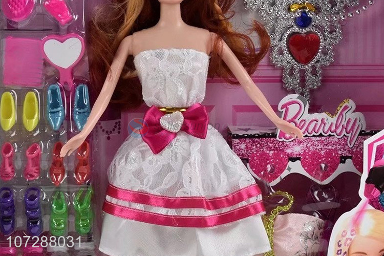 Latest Solid Body Fashion Girls Doll With Dress And Accessories