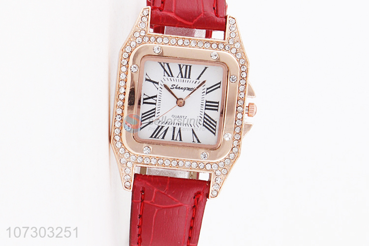 New Design Square Watch Dials Watch Fashion Ladies Watch