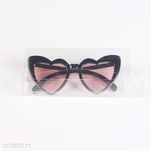 Top product creative heart shape sunglasses for gifts