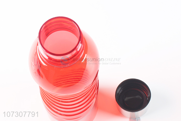 Factory price bpa free plastic water bottle 700ml sports bottle