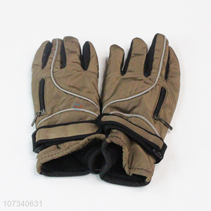 Superior quality men winter sports gloves for climbing & hiking