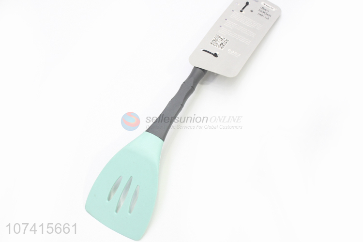 Wholesale Price Long Handle Colorful Silicone Leakage Shovel