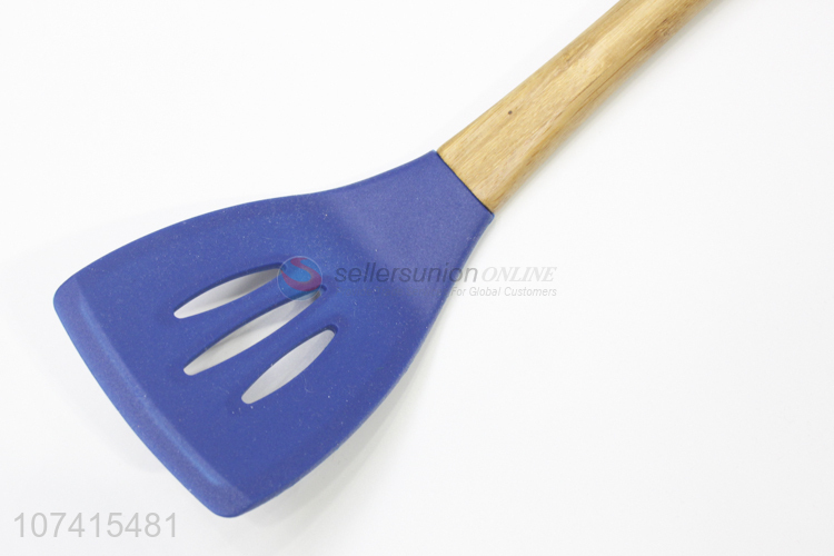 Good Quality Kitchen Utensils Fashion Leakage Shovel