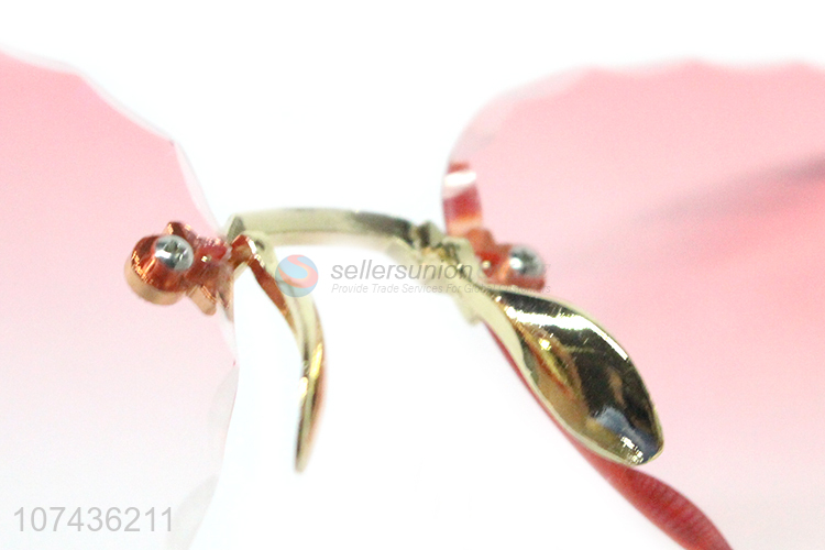 Excellent quality fashion gradient ladies sunglasses frameless sunglasses