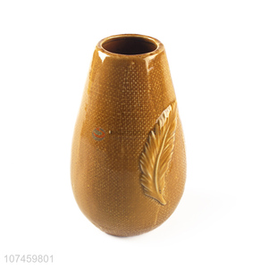 Unique Design Ceramic Vase Fashion Decoration Flower Receptacle