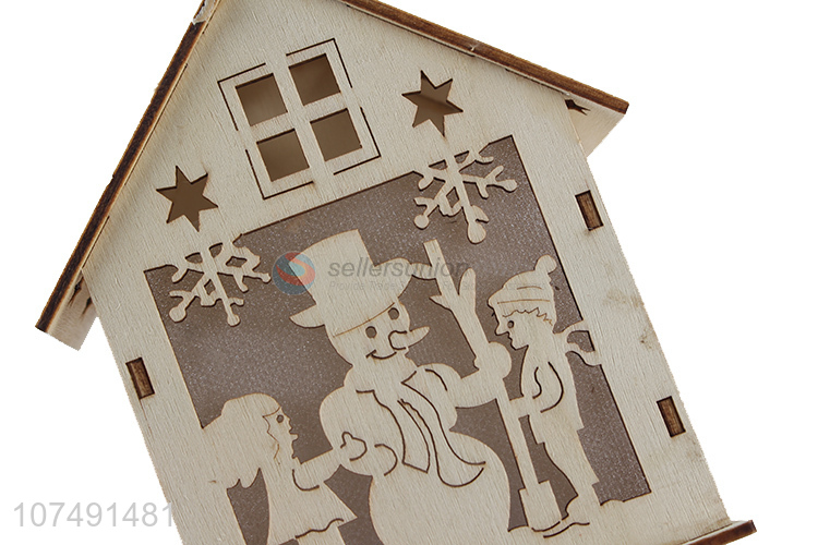 Cheap Price Christmas Wooden House Pendant Christmas Lights Decoration