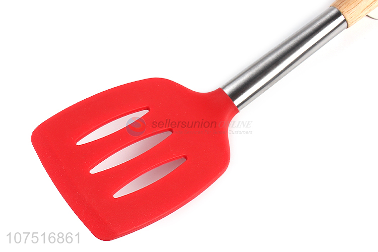 Custom Silicone Leakage Shovel With Wooden Handle