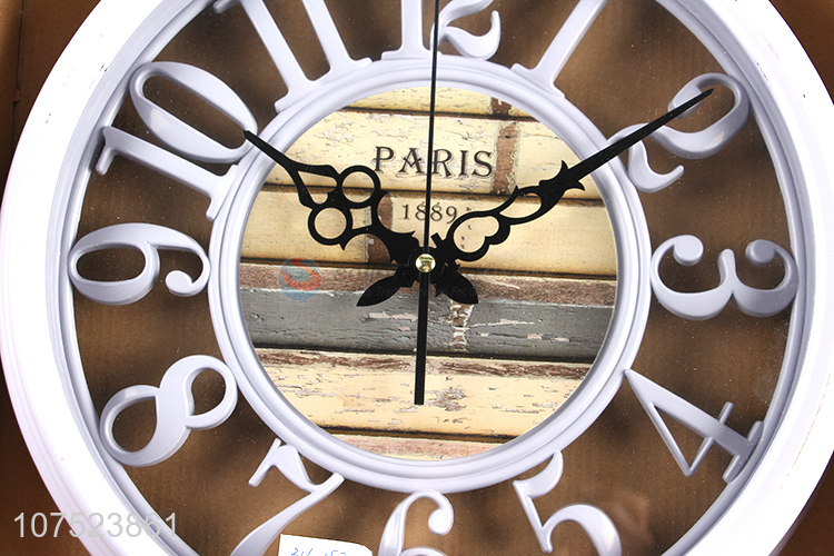 Good sale trendy hollowed-out wall clock no-punch silent quartz clock for classroon decoration