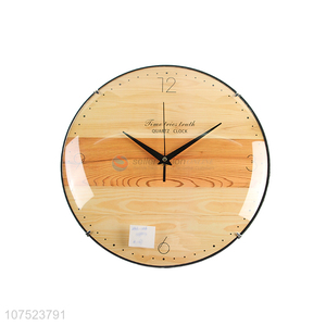 Wholesale simple household living room wood grain quartz clock wall clock