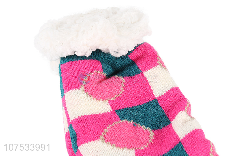 Low price winter home slippers floor socks for ladies