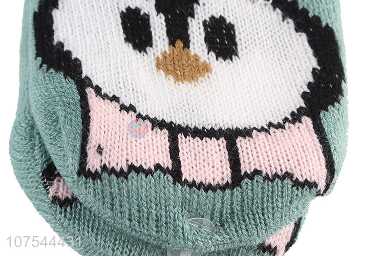 Promotional Cute Penguin Pattern Winter Warm Anti-Slip Floor Socks