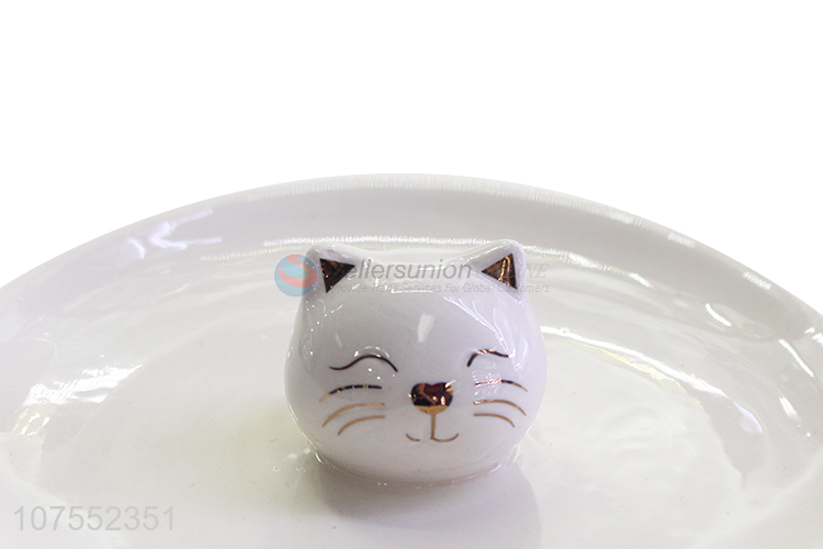 Competitive Price White Ceramic Plate With Cute Cat Decoration