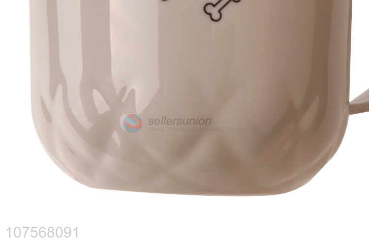 Good Price Cute Animal Pattern Plastic Cup With Handle