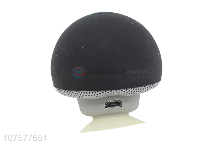 Wholesale mini wireless bluetooth speaker mushroom audio speaker with suction cup