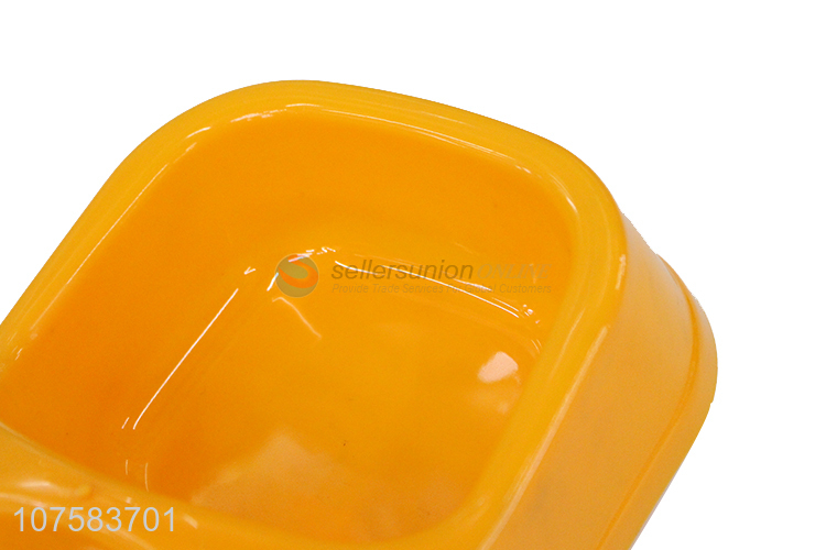 Good Sale Plastic Pet Food Water Bowl Pet Feeders