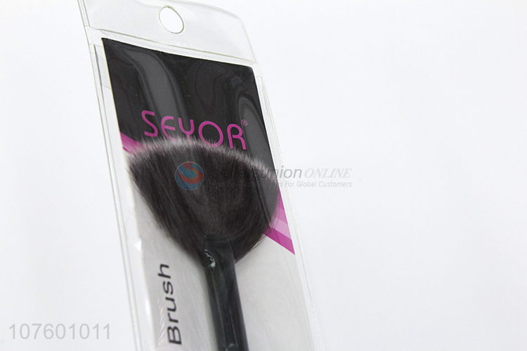 High Quality Soft Makeup Specular Brush