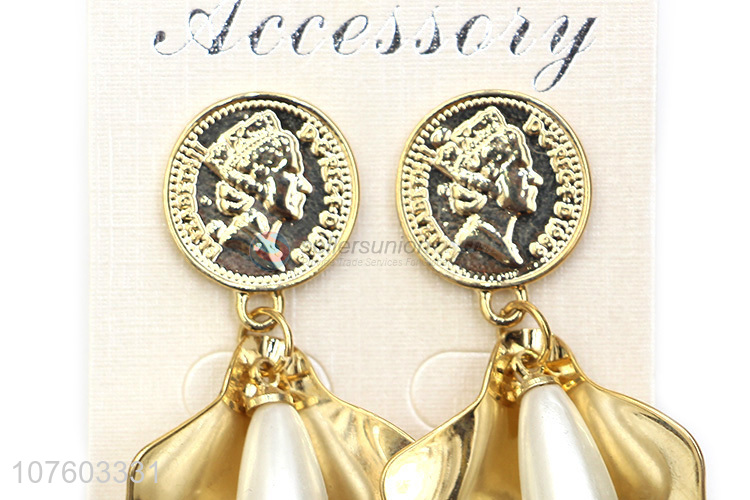 Low price creative coin alloy earrings pearl alloy stud earrings