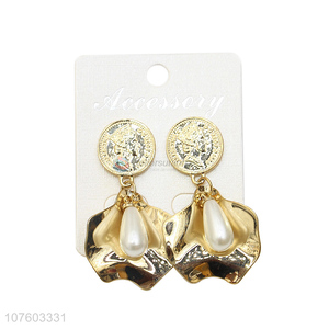 Low price creative coin alloy earrings pearl alloy stud earrings