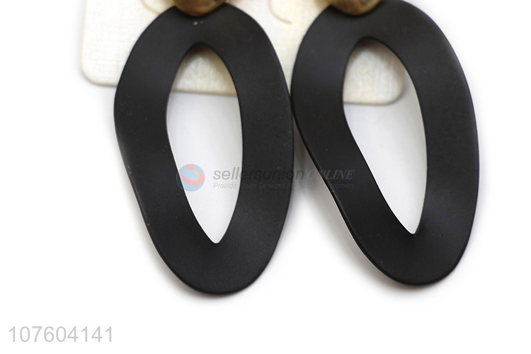 Factory direct sale irregular metal earrings stylish alloy earrings