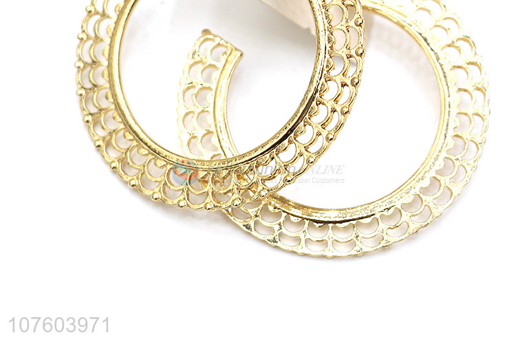 Yiwu factory fashion hollow hoop earrings women alloy earrings