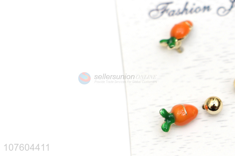 Latest arrival lovely carrot stud earring set pearl earring set