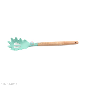 Custom kitchen utensils wooden handle silicone spaghetti spatula pasta server