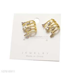 China Manufactured Fashion Earring Elegant Alloy Ear Stud