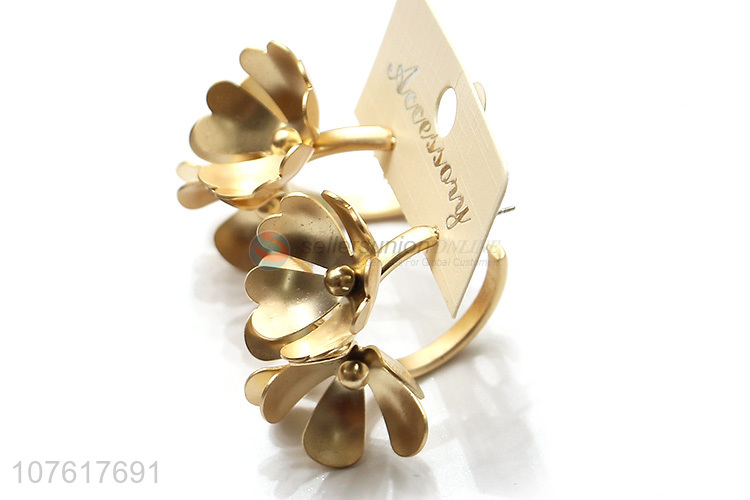 Wholesale Alloy Flower Temperament Hoop Earring Stud Earring